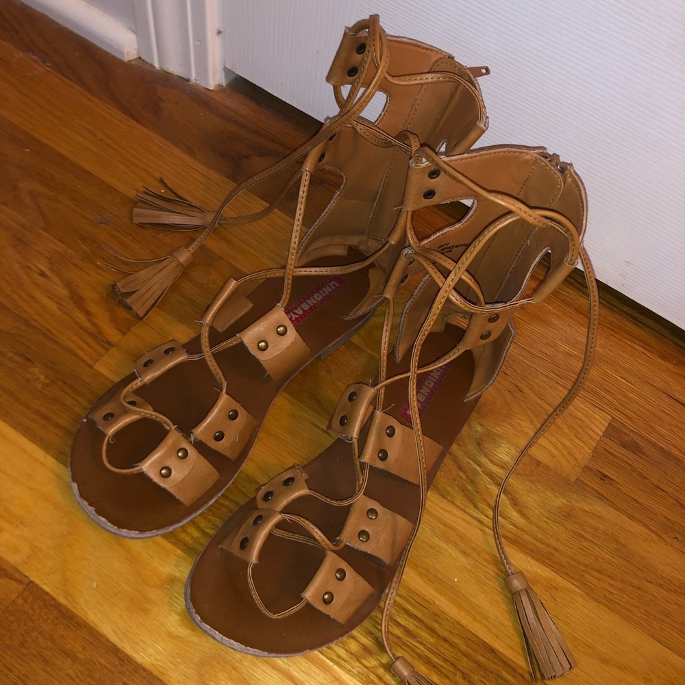 Gladiator sandals size 7